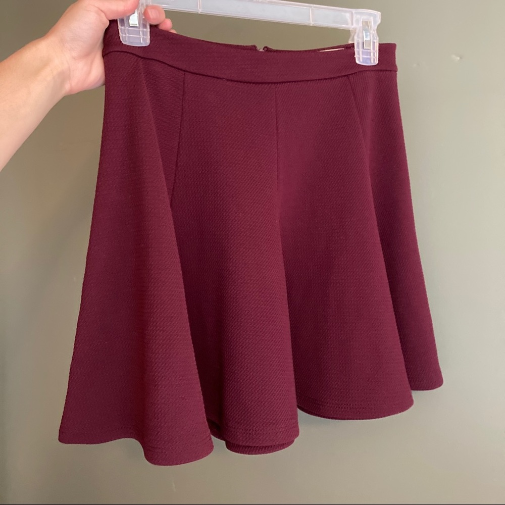 LUSH maroon skater skirt M